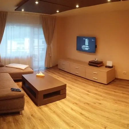 2 Doors Campului Apartamento