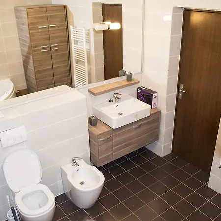 2 Doors Campului Apartamento *